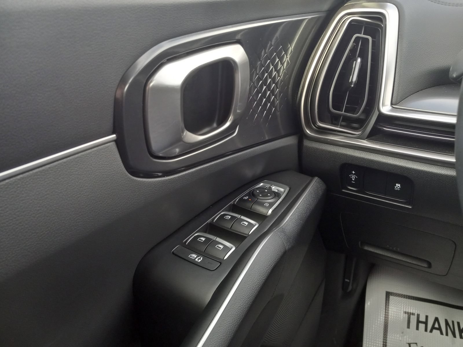 Used 2025 Kia Sorento S AWD/4WD image 27