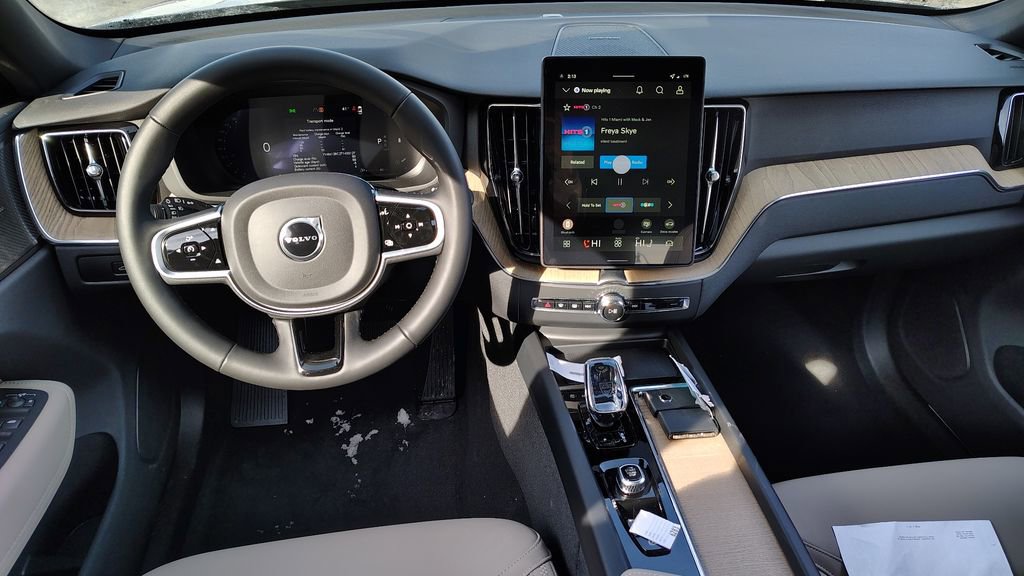 New 2026 Volvo XC60 B5 Plus w/ Protection Package Premier AWD/4WD image 12