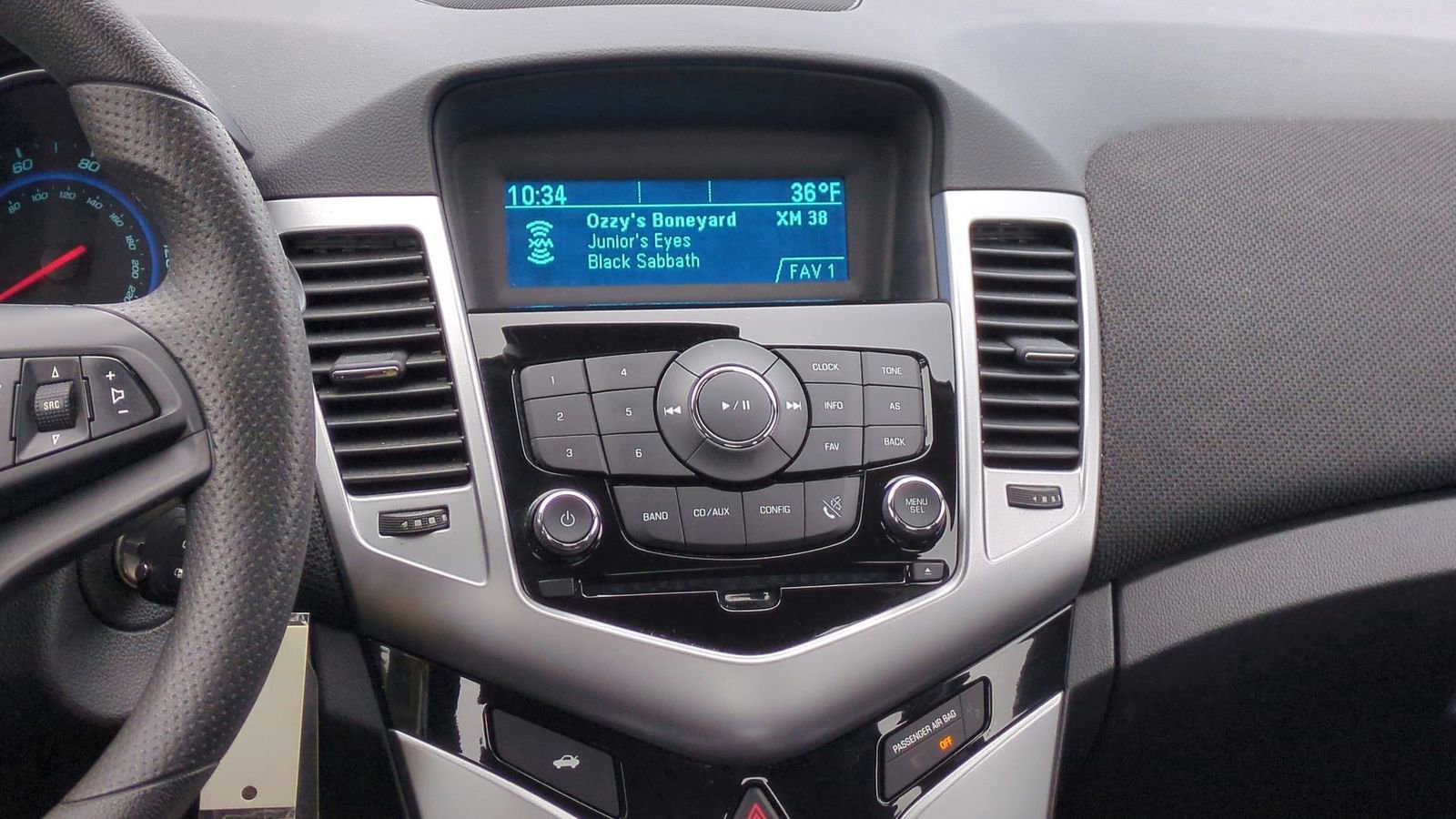 Used 2016 Chevrolet Cruze LT image 27