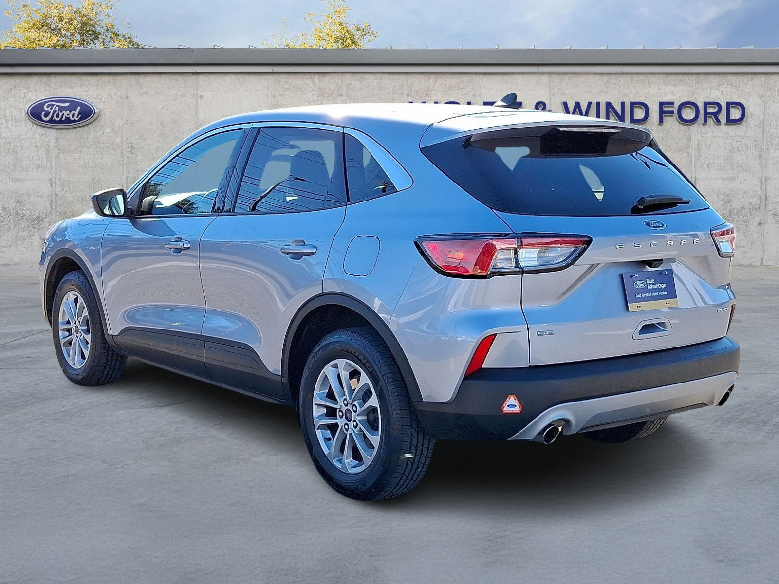 Certified 2022 Ford Escape SE w/ Convenience Package AWD/4WD image 4