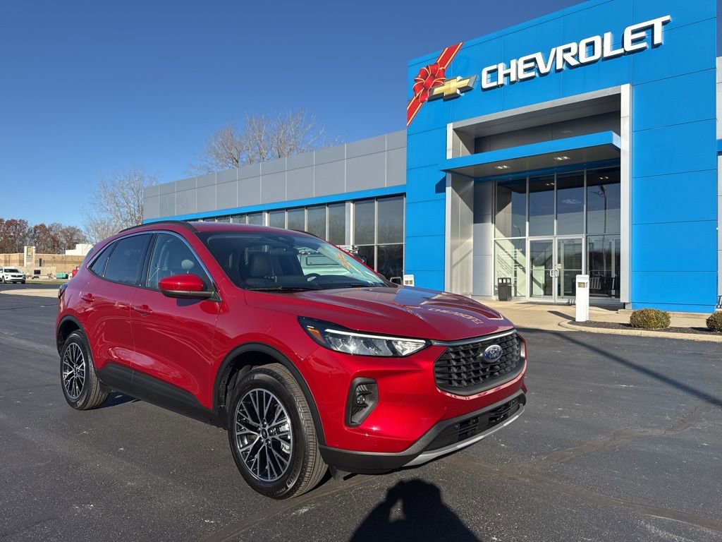 Used 2024 Ford Escape SE