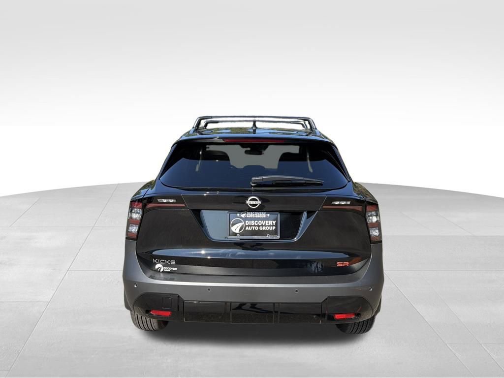 New 2026 Nissan Kicks SR image 5
