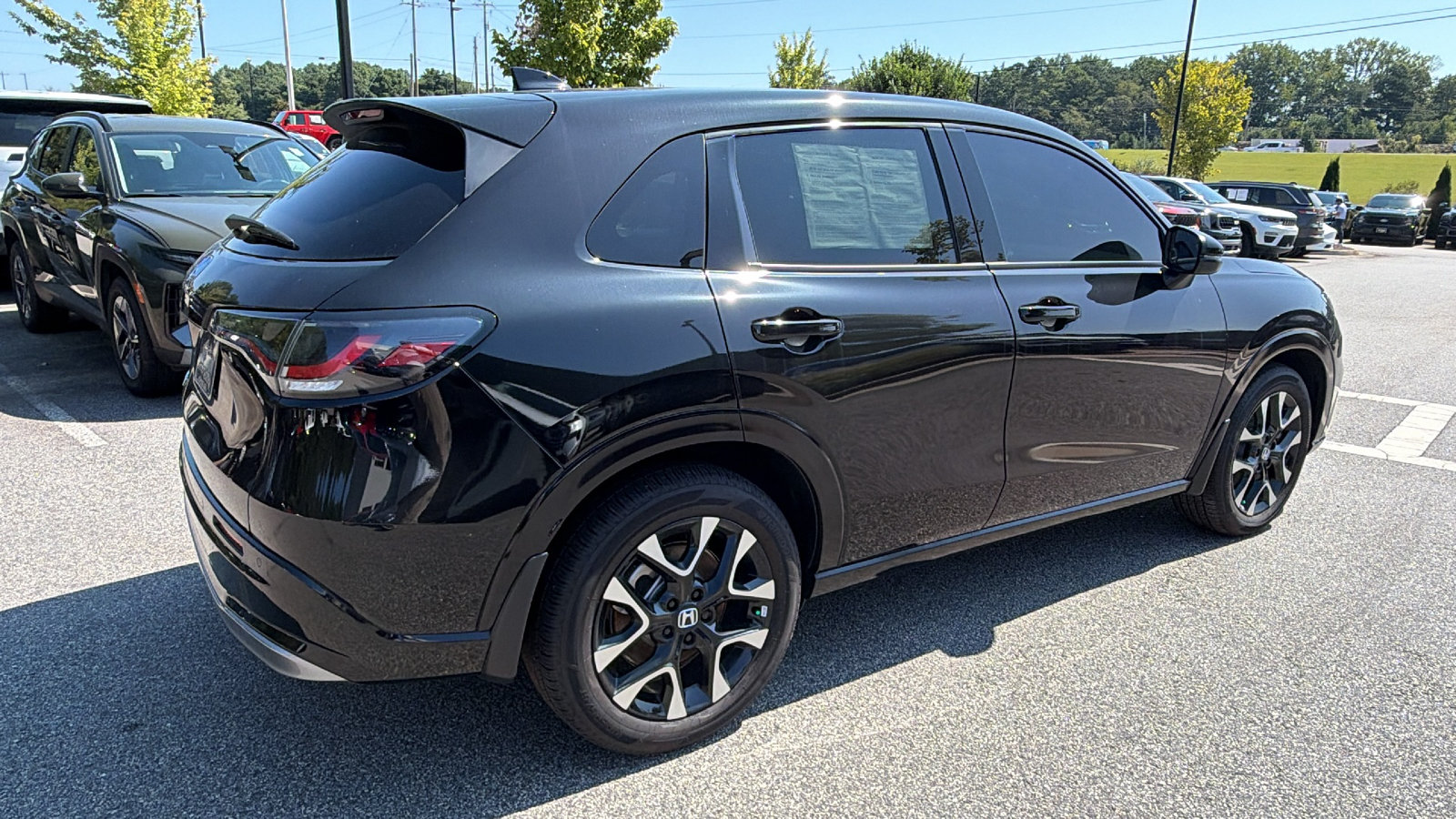 Used 2026 Honda HR-V EX-L image 8