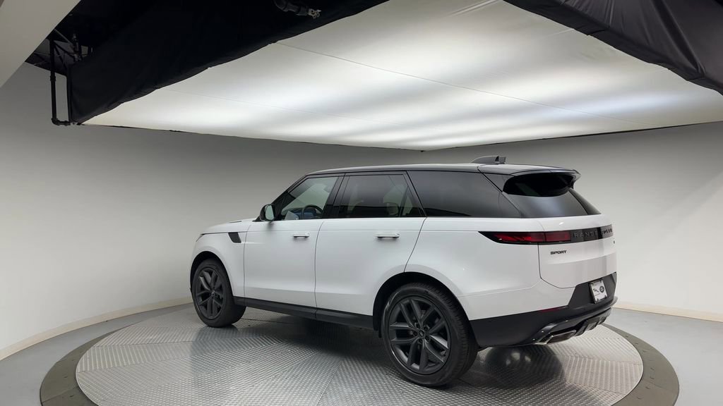 Used 2023 Land Rover Range Rover Sport SE image 6