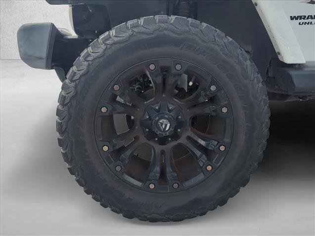 Used 2017 Jeep Wrangler Unlimited Sahara w/ Dual Top Group image 9