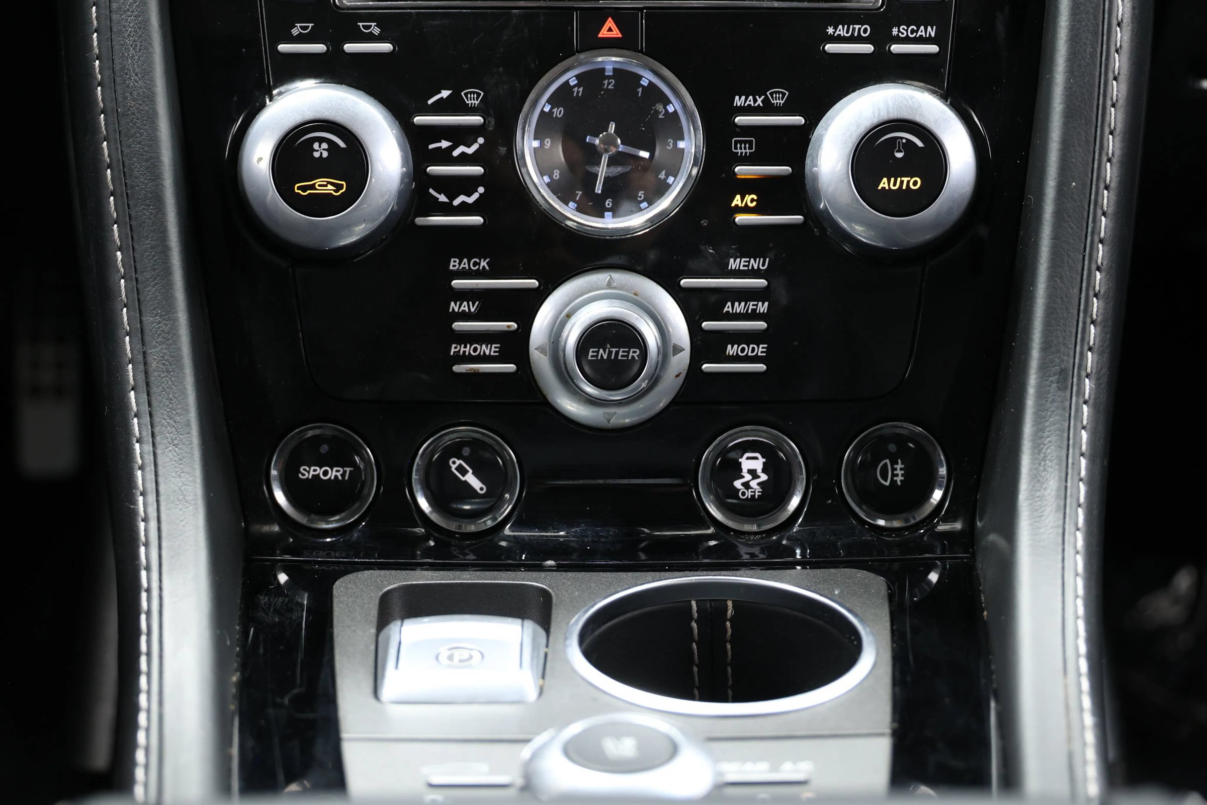 Used 2014 Aston Martin Rapide S RWD image 32