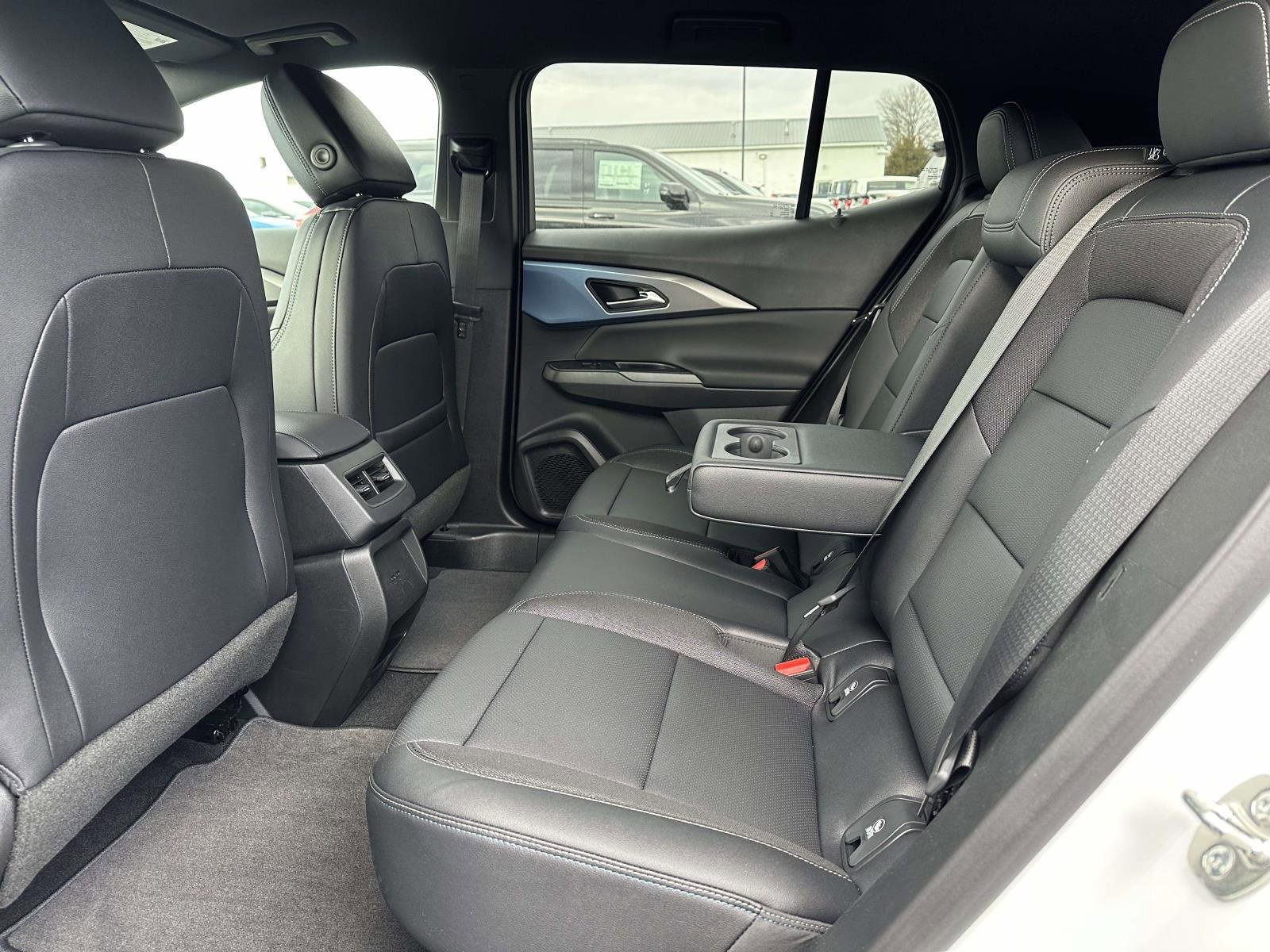 New 2026 Chevrolet Equinox EV LT image 22