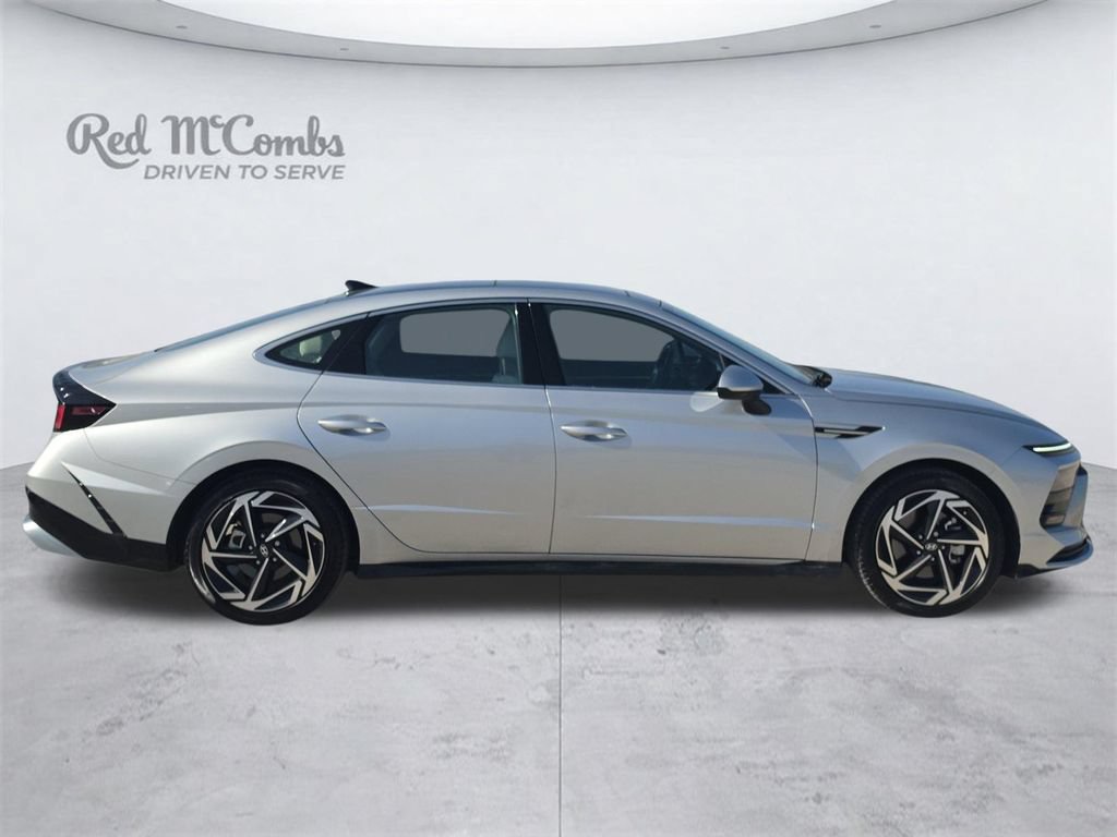 Certified 2025 Hyundai Sonata SEL FWD image 8