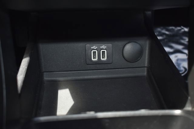 Used 2019 Ford Fusion Titanium FWD image 33