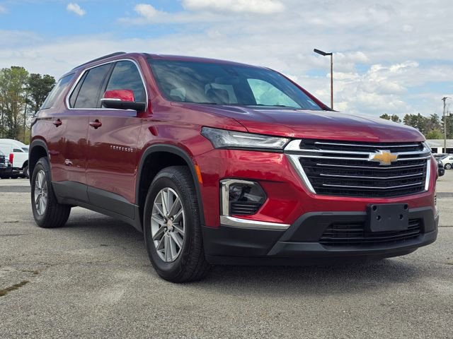 Used 2023 Chevrolet Traverse LT image 7