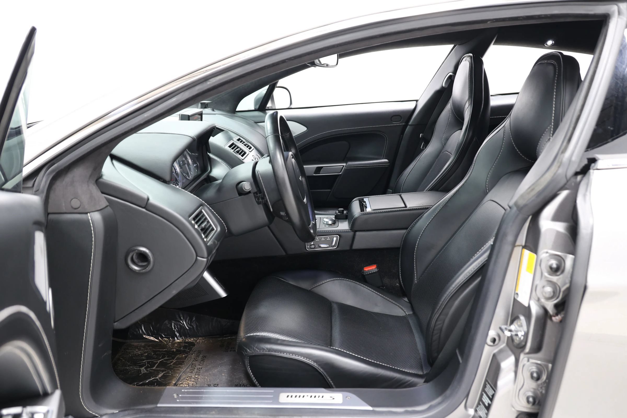 Used 2015 Aston Martin Rapide S RWD image 15