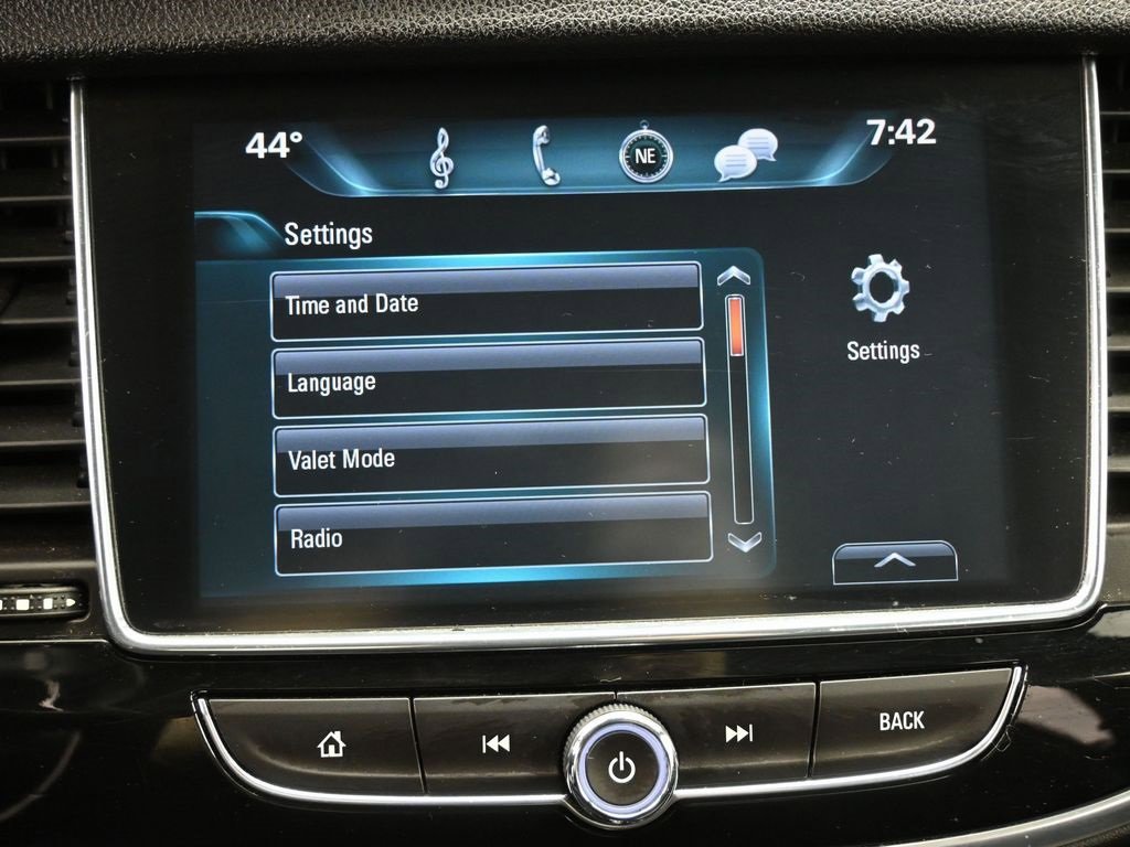 Used 2018 Buick Encore Preferred image 24