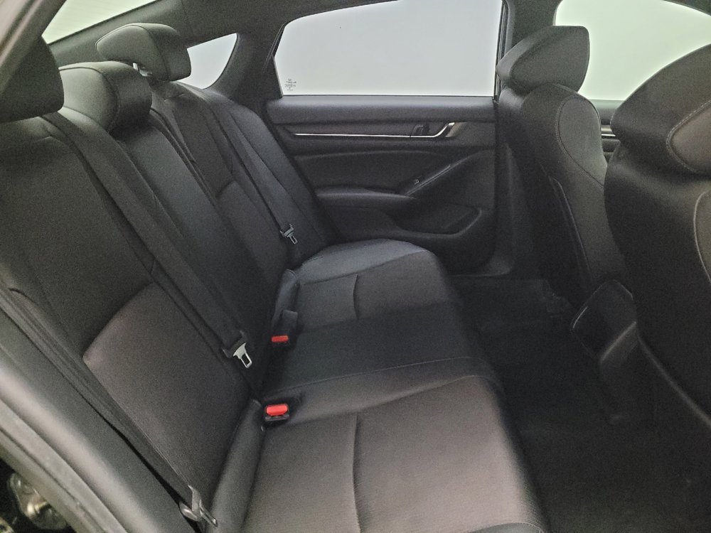Used 2019 Honda Accord Sport image 19