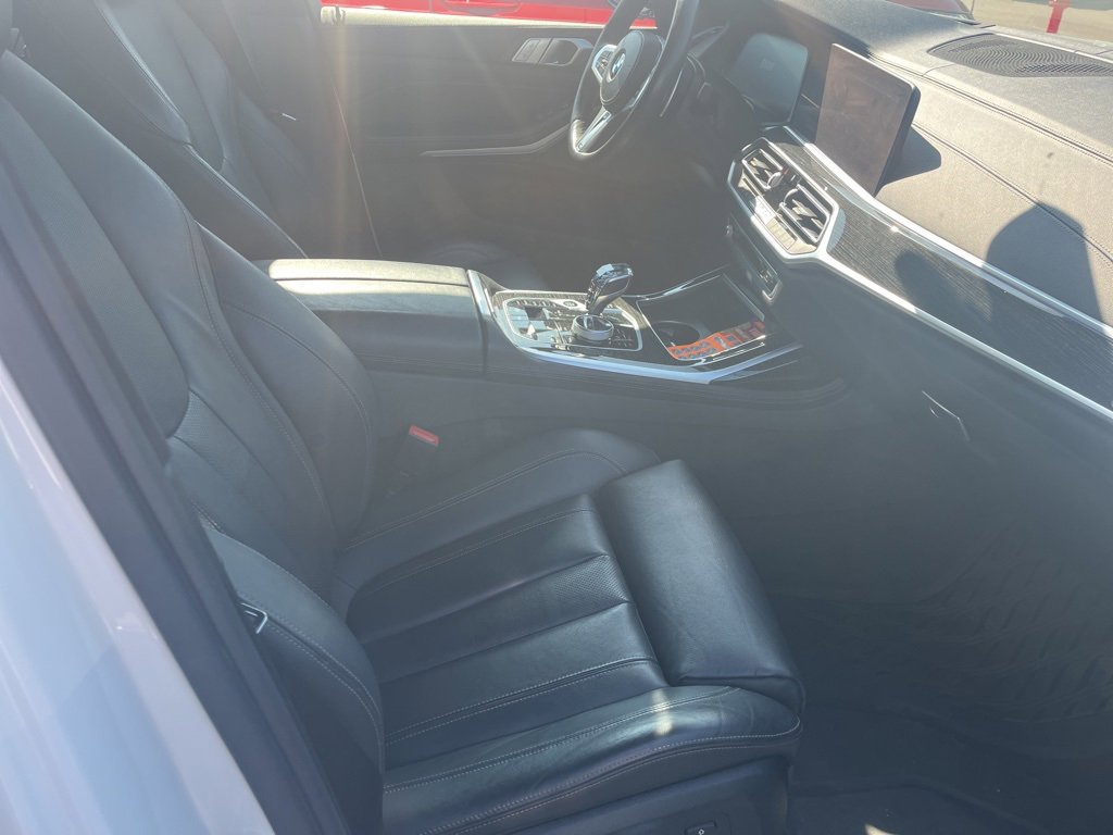 Used 2020 BMW X7 xDrive40i w/ M Sport Package image 5