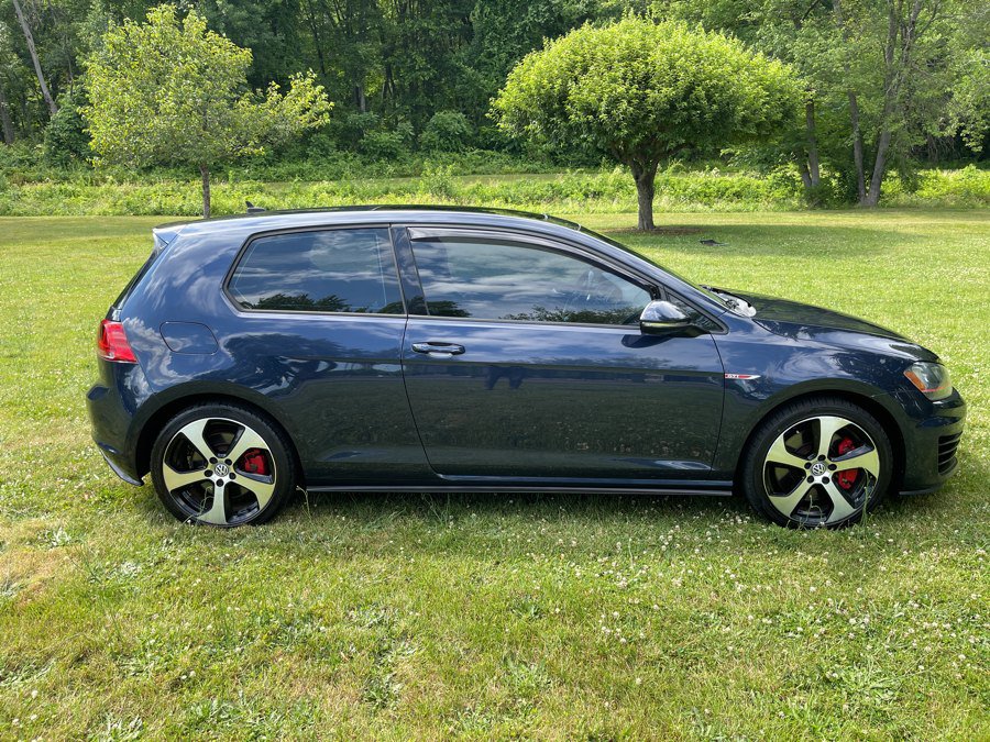 Used 2016 Volkswagen GTI SE FWD image 28