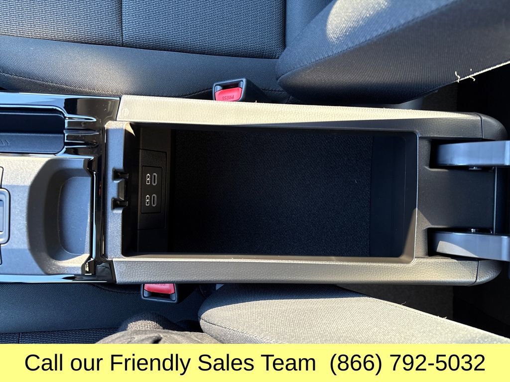 New 2026 Toyota Prius LE image 27