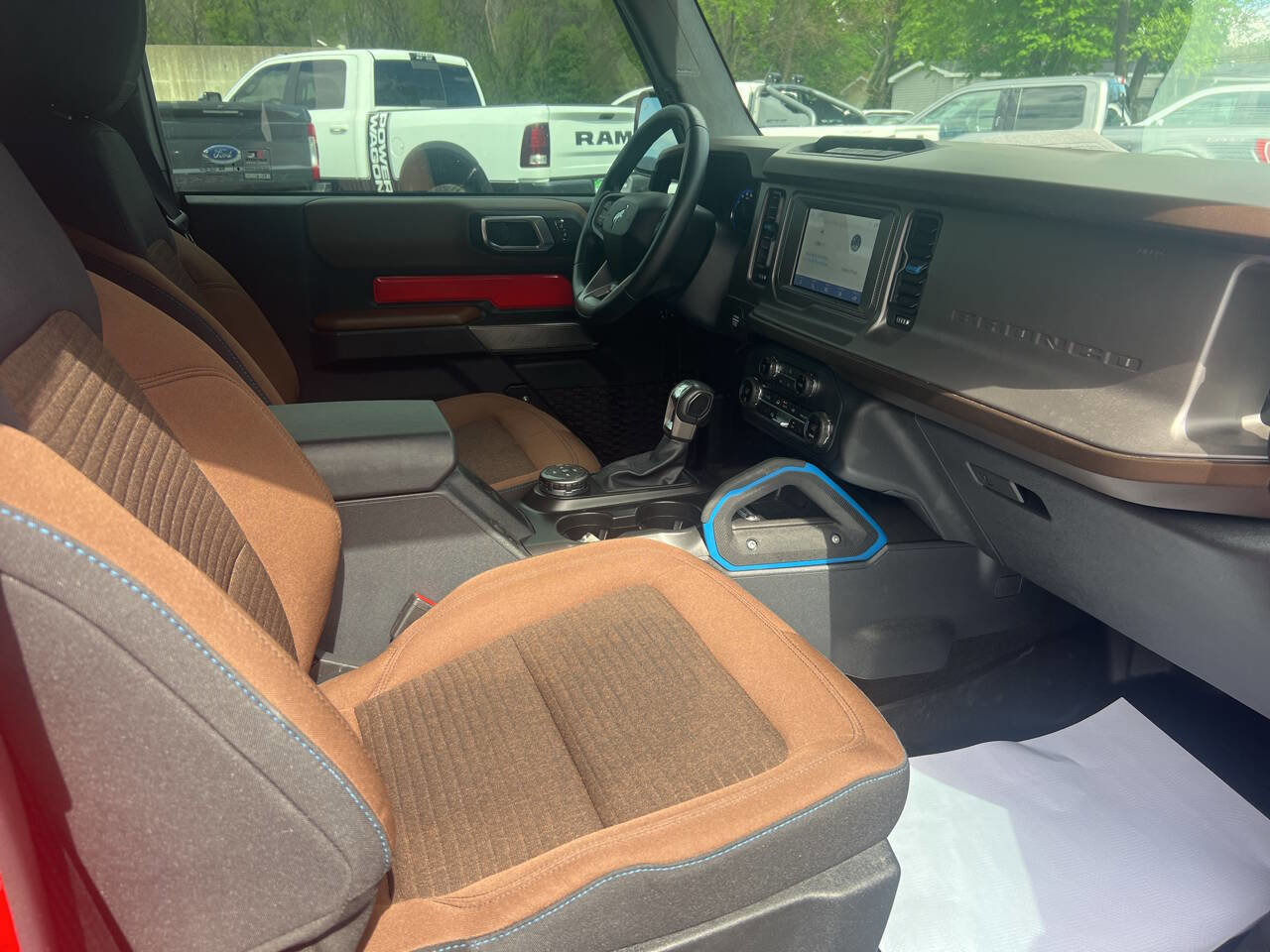 Used 2023 Ford Bronco Outer Banks AWD/4WD image 45