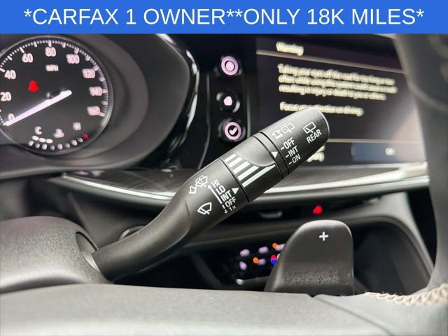 Used 2022 Buick Envision Essence w/ Safety Package image 29