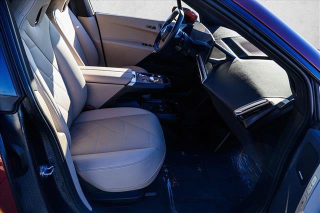 Certified 2024 BMW iX xDrive50 w/ Premium Package AWD/4WD image 27