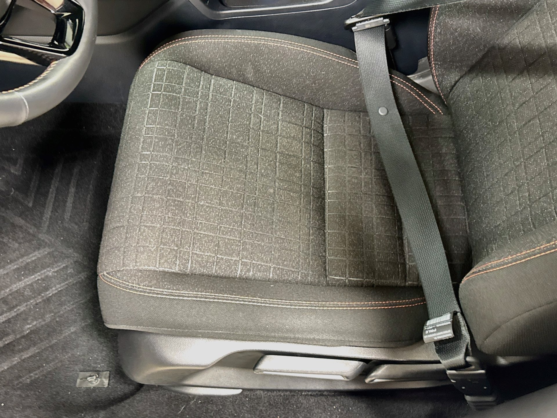 Used 2024 Honda HR-V Sport image 18