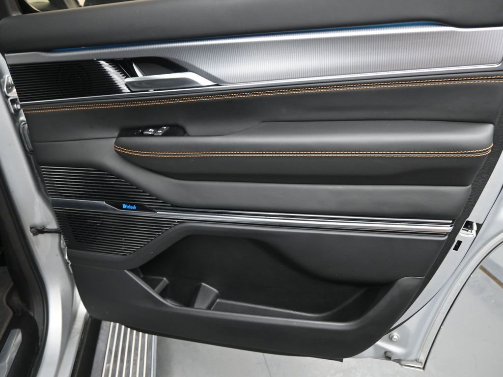 Used 2023 Jeep Grand Wagoneer Series III image 18