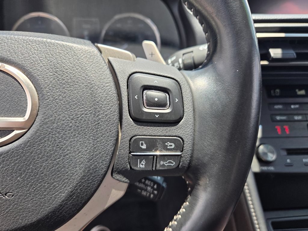Used 2020 Lexus RC 300 w/ Accessory Package RWD image 30