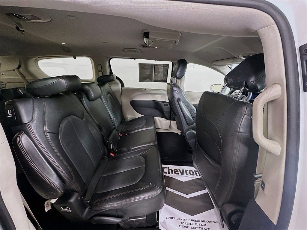 Used 2018 Chrysler Pacifica Touring Plus w/ Tire & Wheel Group image 28
