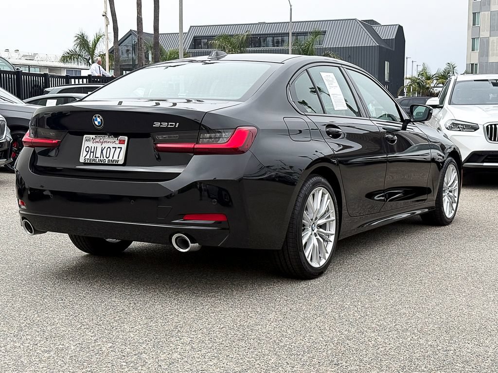 Used 2023 BMW 330i Sedan w/ Driving Assistance Package RWD image 7