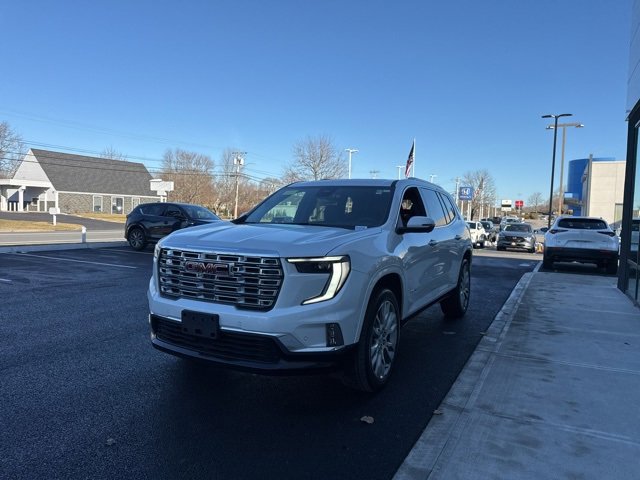 Used 2024 GMC Acadia Denali w/ Super Cruise Package image 8