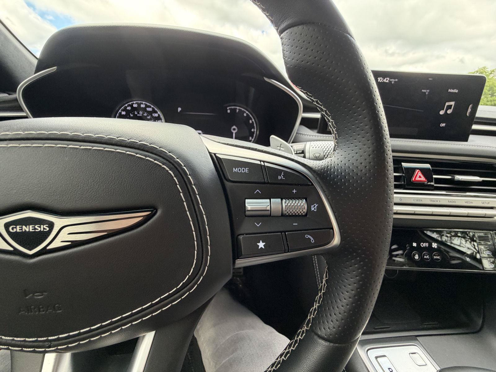 Used 2025 Genesis G70 3.3T Advanced w/ Sport Prestige Package AWD/4WD image 16