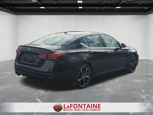 Used 2025 Nissan Altima 2.5 SR image 8