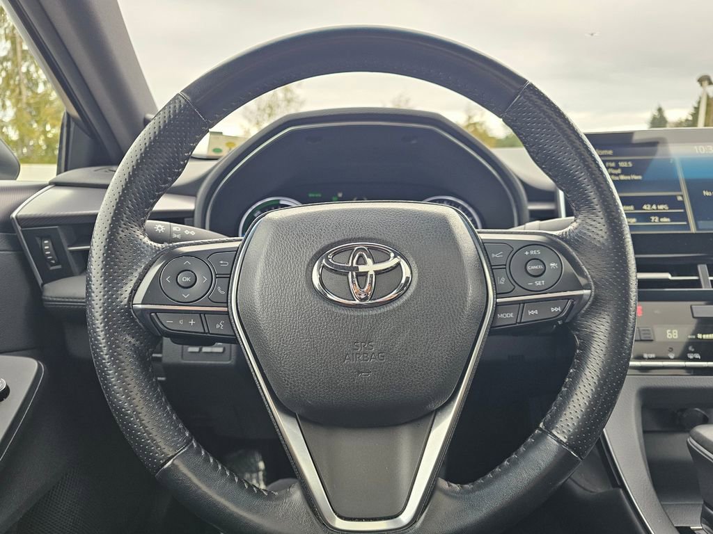 Used 2019 Toyota Avalon XSE image 25