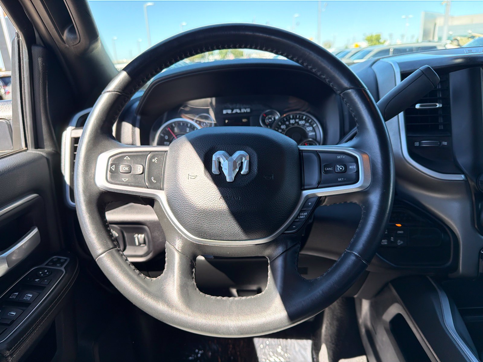 Used 2024 RAM 2500 Big Horn w/ Off Road Package AWD/4WD image 19