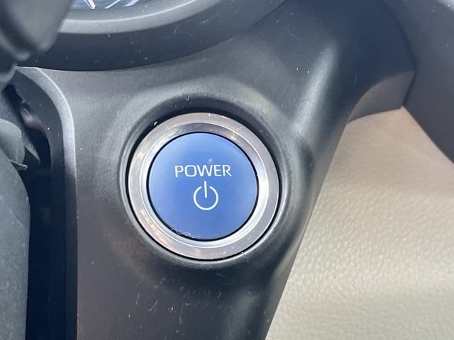 Used 2022 Toyota Sienna Platinum FWD image 32