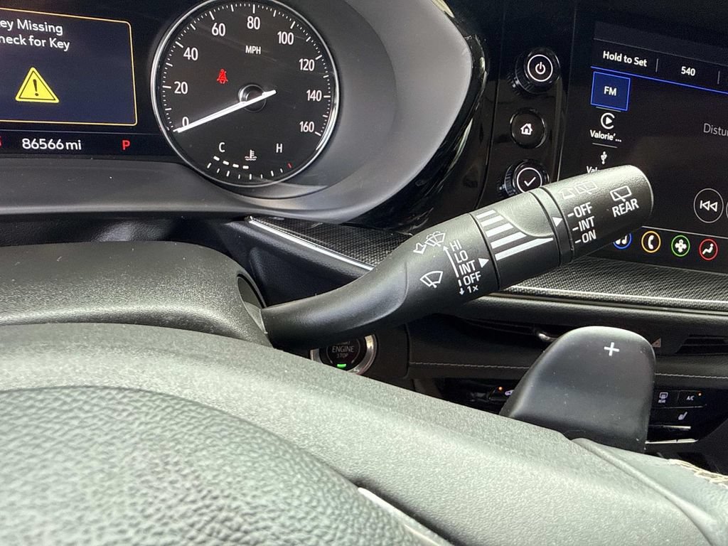 Used 2023 Buick Envision Essence FWD image 36