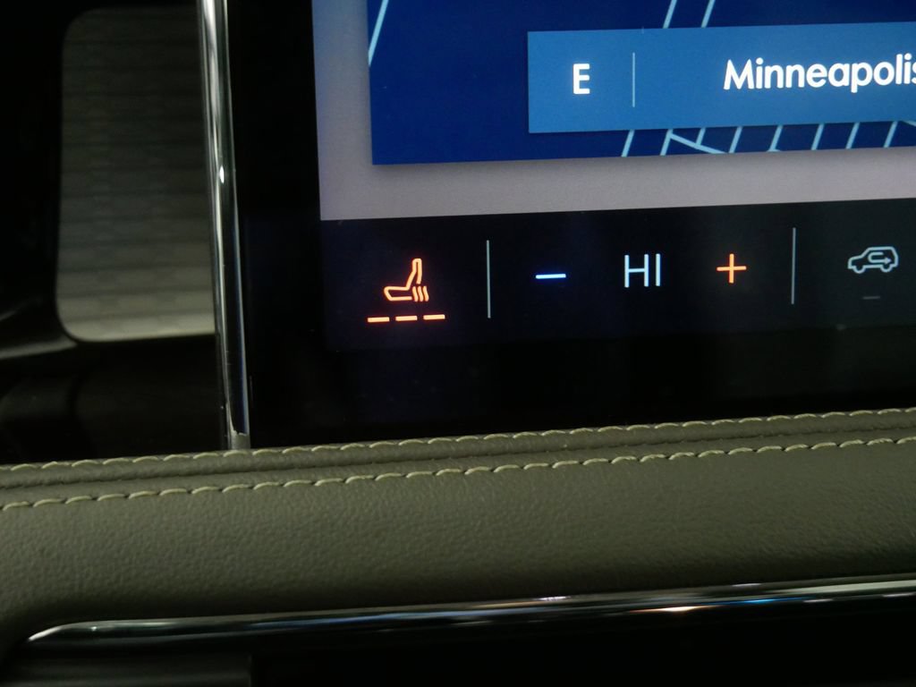 Used 2023 Lincoln Corsair Reserve w/ Towing Package AWD/4WD image 28