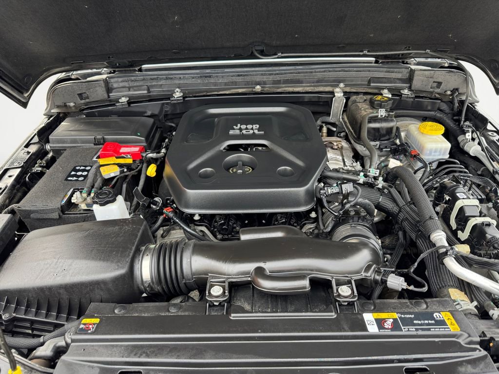 Used 2022 Jeep Wrangler Unlimited Sport image 17