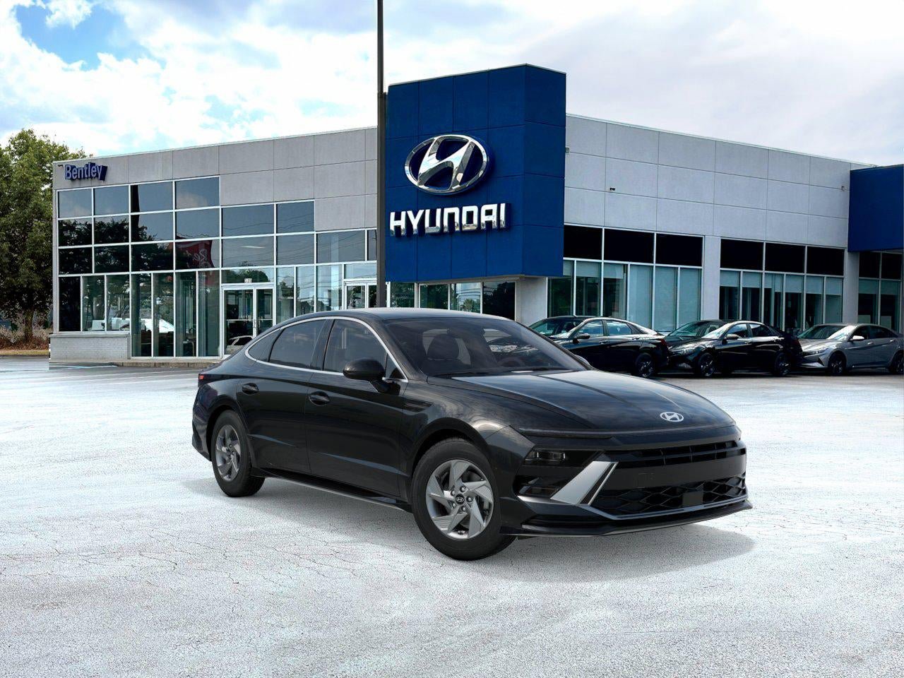 New 2026 Hyundai Sonata SE FWD image 2