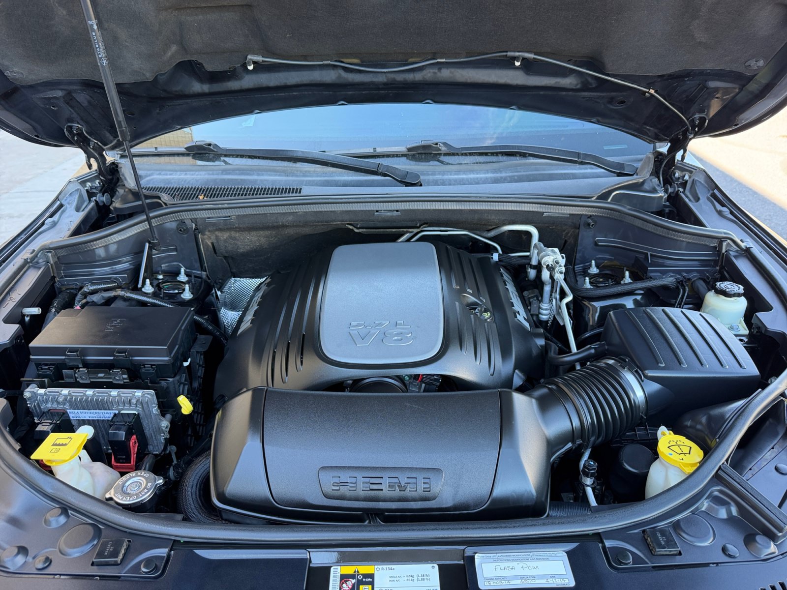 Used 2014 Dodge Durango R/T w/ Technology Group RWD image 20