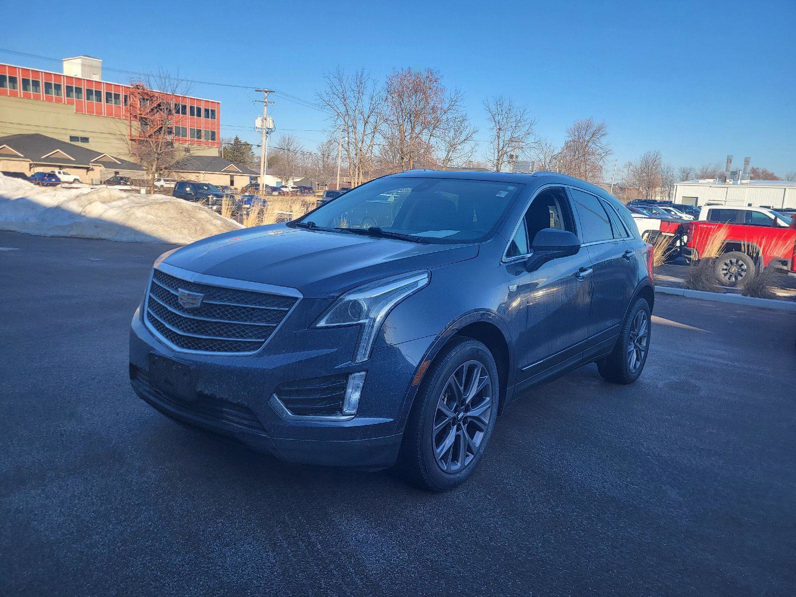 Used 2019 Cadillac XT5 Luxury w/ LPO, Black Ice Package image 7