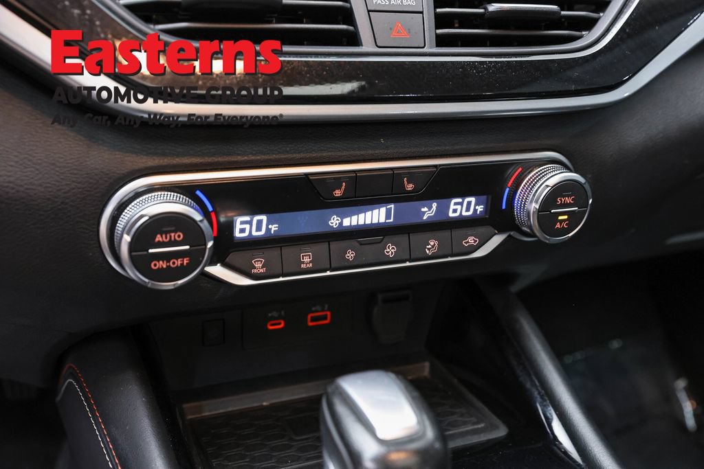Used 2025 Nissan Altima 2.5 SR w/ SR Premium Package AWD/4WD image 20
