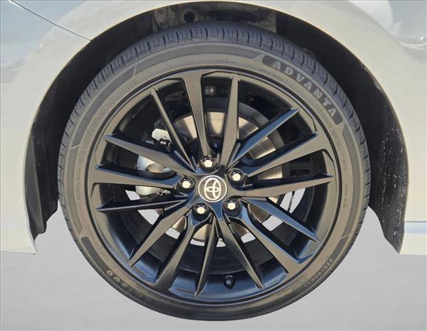 Used 2023 Toyota Camry XSE FWD image 22