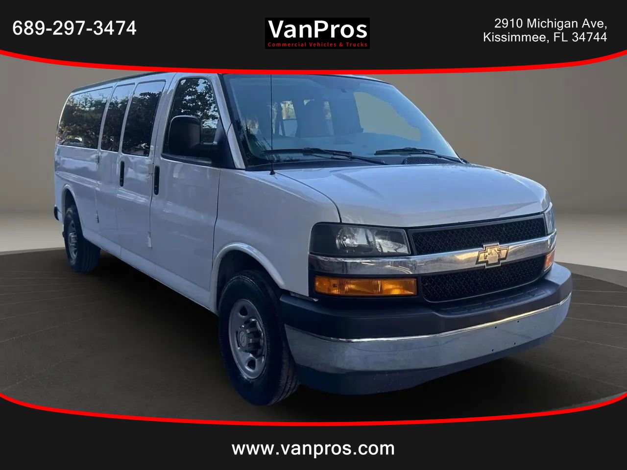 Used 2018 Chevrolet Express 3500 LT w/ LT Preferred Equipment Group RWD image 6