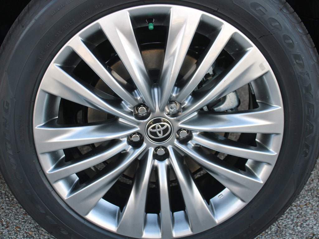 Used 2026 Toyota Highlander Platinum AWD/4WD image 11