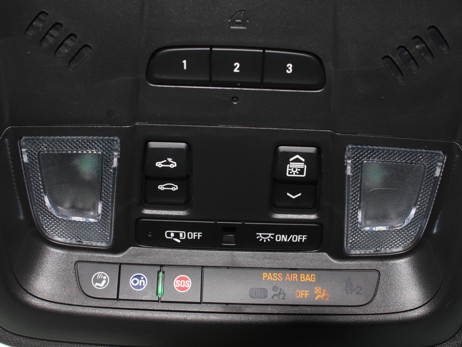 Used 2023 Cadillac XT4 Sport image 12