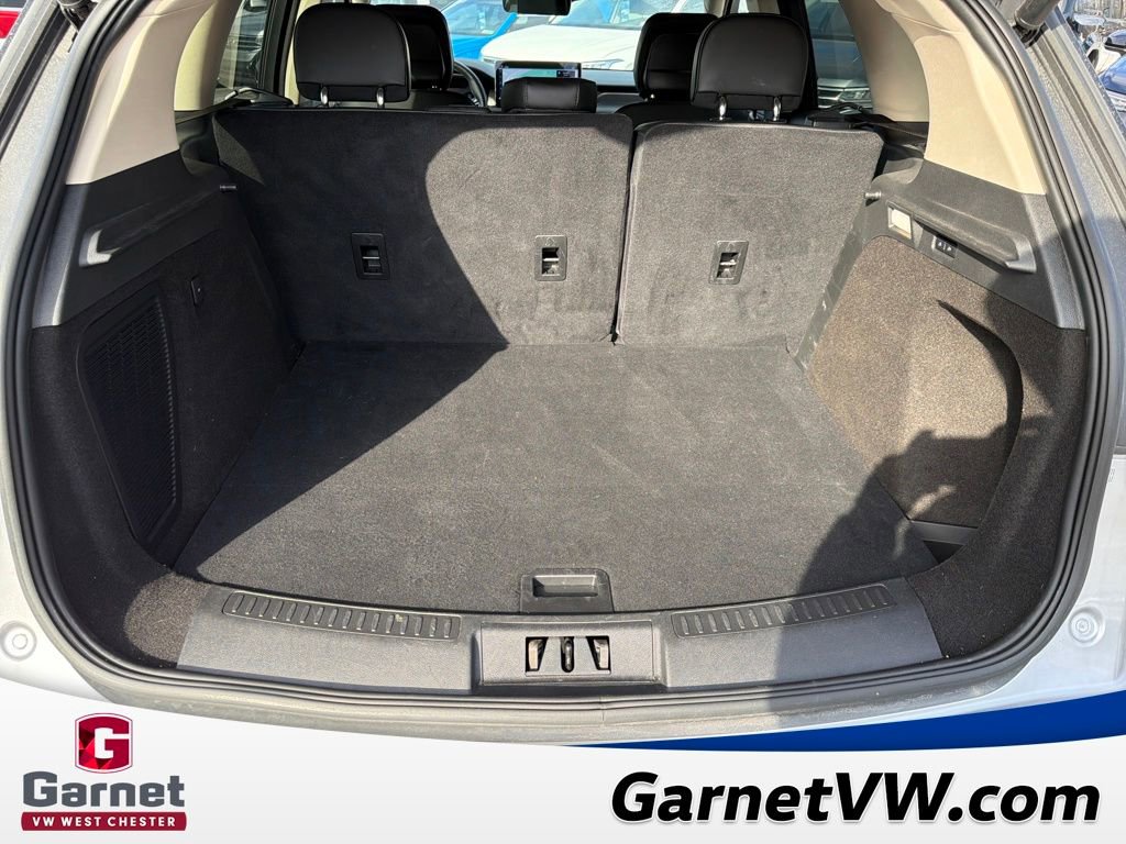 Used 2023 Lincoln Corsair Reserve w/ Equipment Group 202A image 24