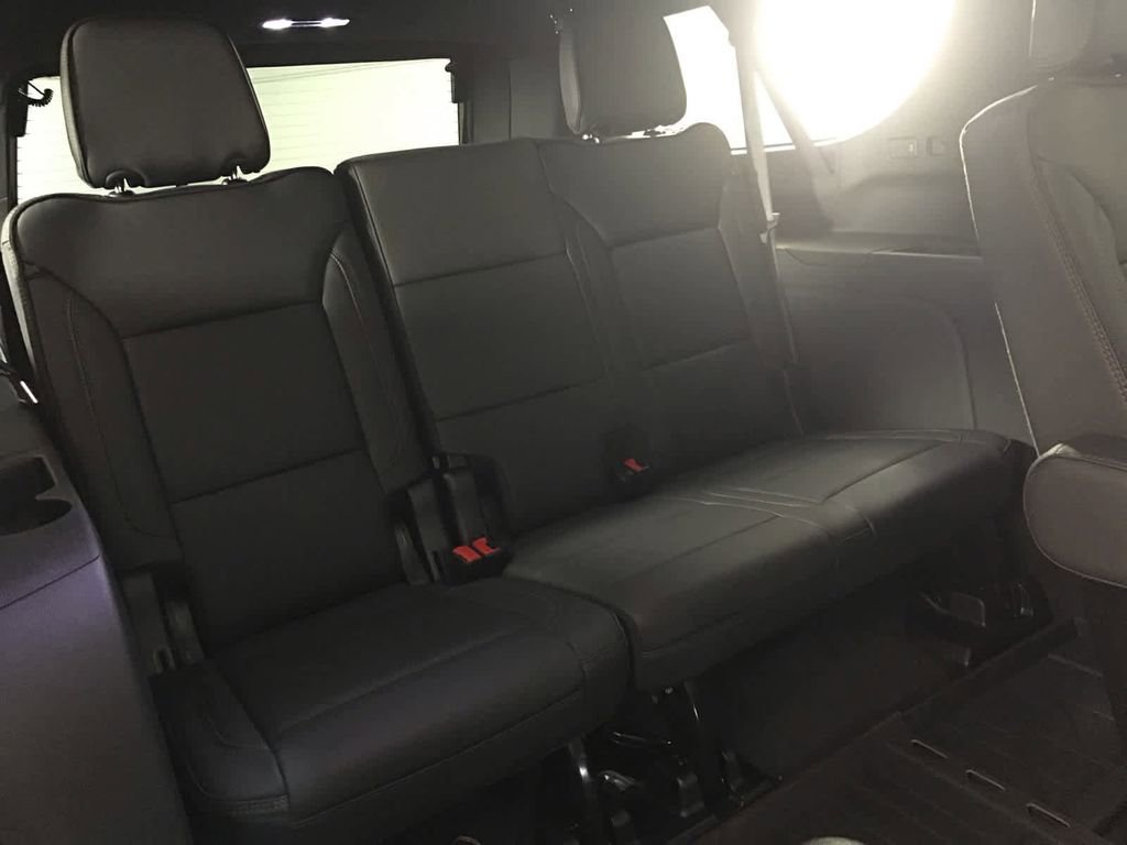 New 2026 Chevrolet Suburban High Country w/ Sun And Tow Package image 32