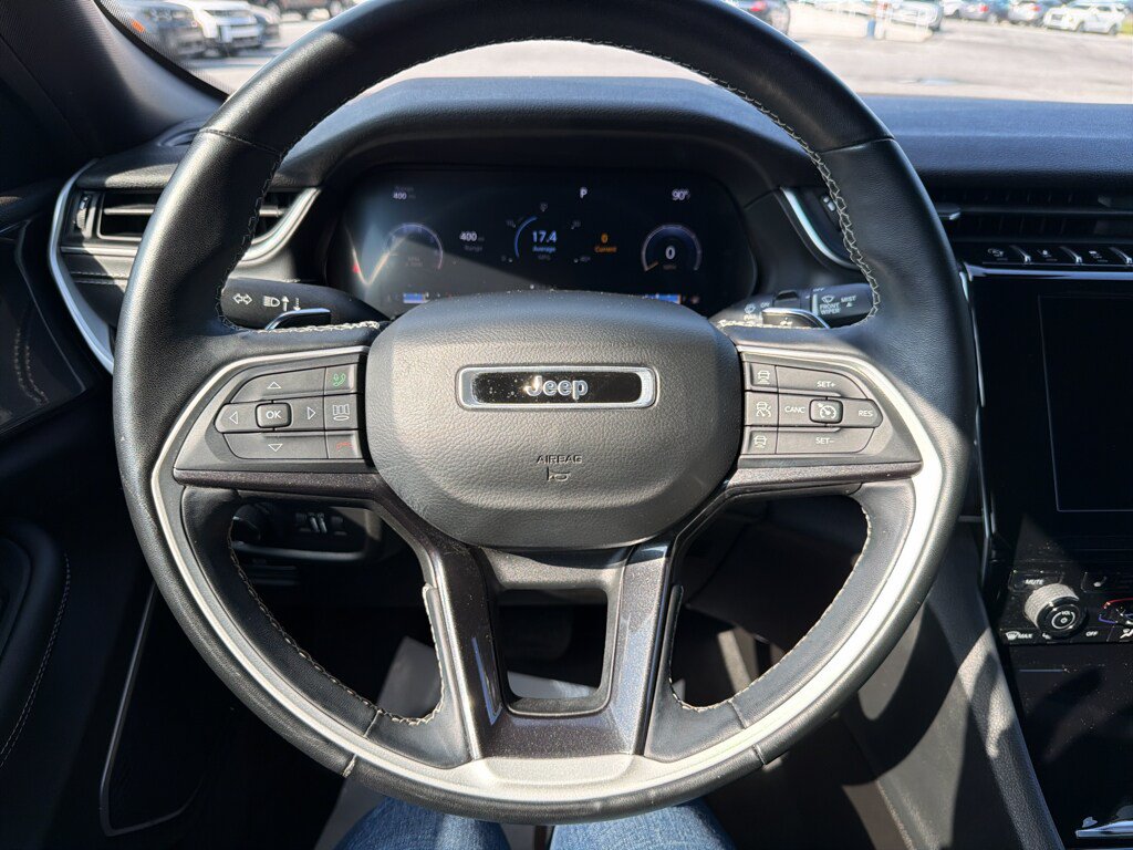 Used 2021 Jeep Grand Cherokee L Laredo AWD/4WD image 13