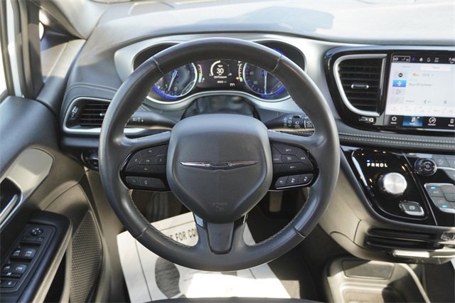 Used 2022 Chrysler Pacifica Touring image 20