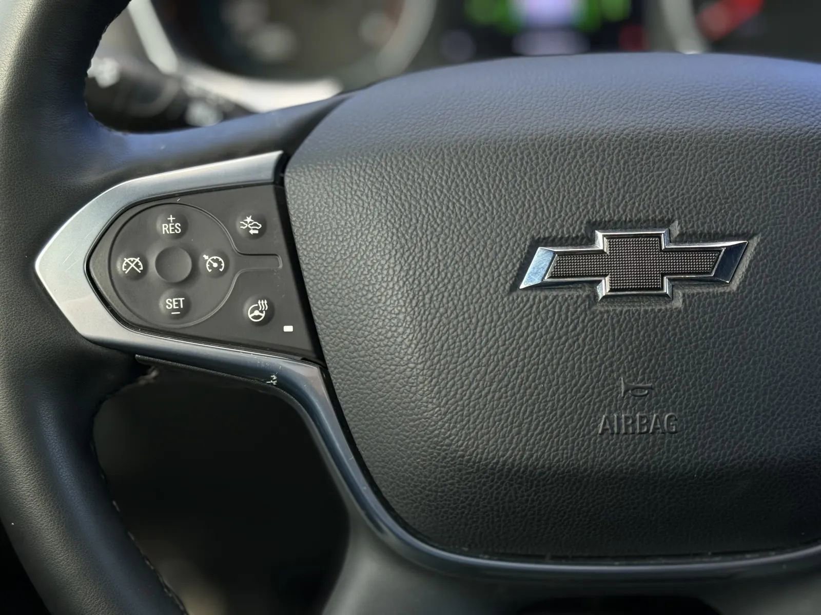 Used 2023 Chevrolet Traverse RS AWD/4WD image 24